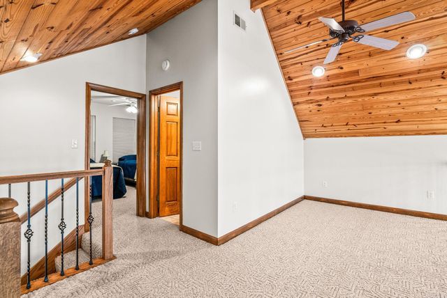 5 Bay Shore, Greers Ferry, AR 72067