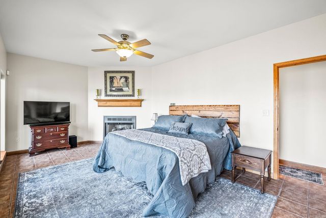 5 Bay Shore, Greers Ferry, AR 72067