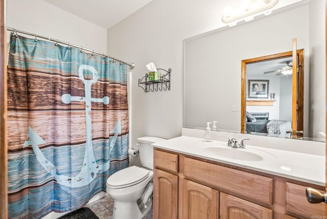 5 Bay Shore, Greers Ferry, AR 72067