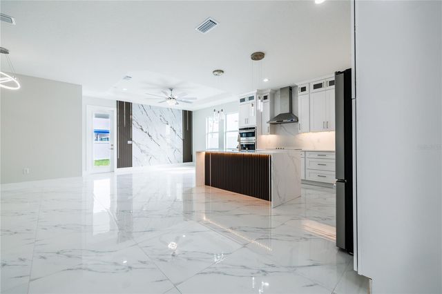 3803 W PALMETTO STREET, Tampa, FL 33607