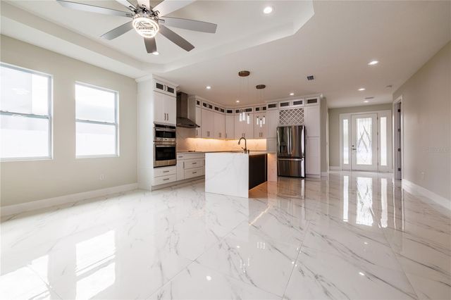 3803 W PALMETTO STREET, Tampa, FL 33607