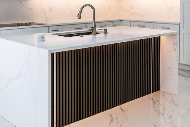 3803 W PALMETTO STREET, Tampa, FL 33607