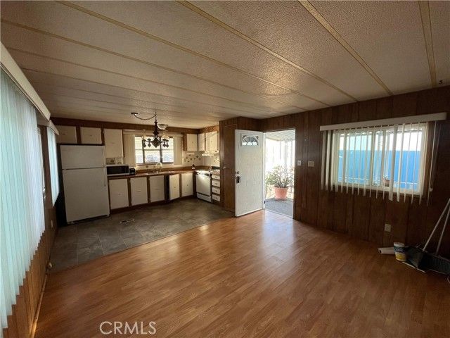 1973 Newport 3, Costa Mesa, CA 92627