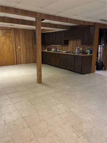1101 Westview Drive, Creston, IA 50801