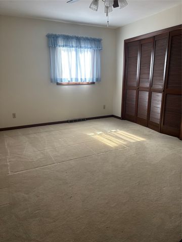 1101 Westview Drive, Creston, IA 50801