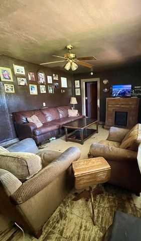 514 W Roosevelt Avenue, Whitney, TX 76692