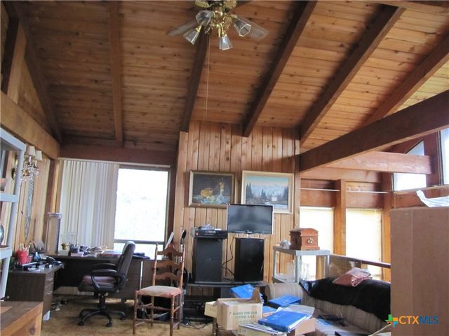 2807 Westview Drive, Canyon Lake, TX 78133