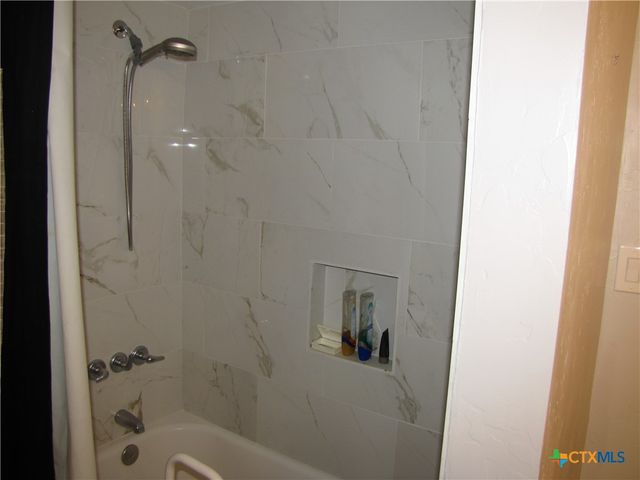 2807 Westview Drive, Canyon Lake, TX 78133