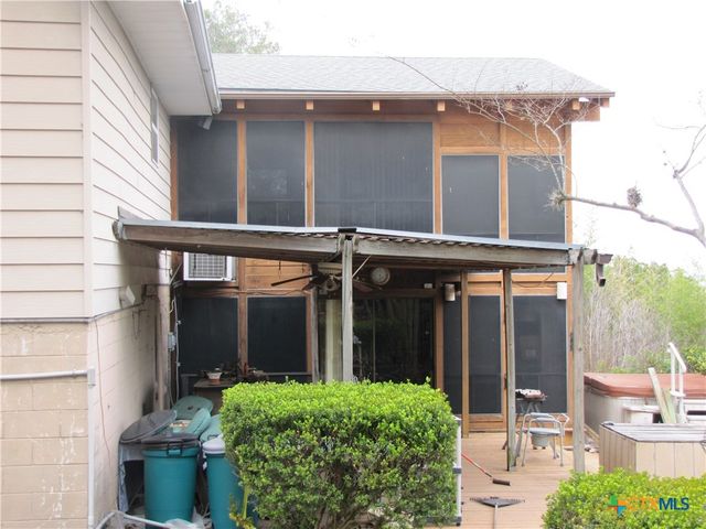 2807 Westview Drive, Canyon Lake, TX 78133