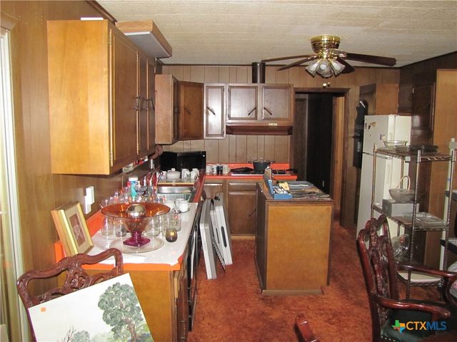 2807 Westview Drive, Canyon Lake, TX 78133