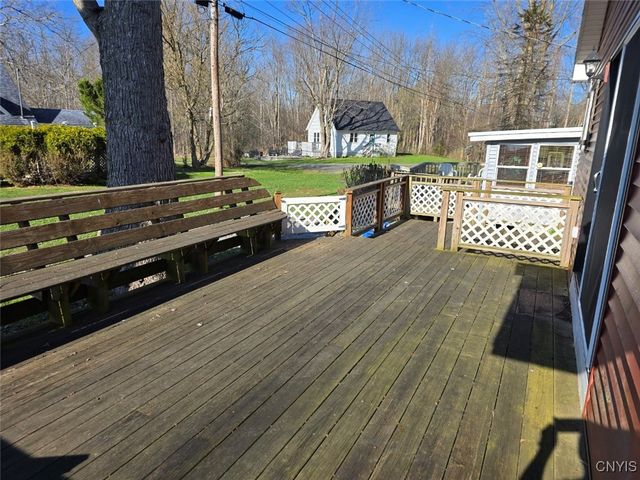 594 Wapoos, Elbridge, NY 13080