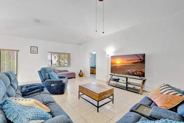 2064 Newport Isles Boulevard, Port St Lucie, FL 34953