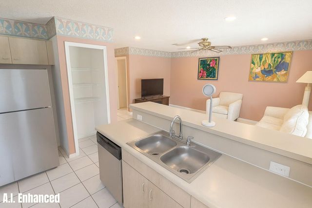 19101 NW 11th St, Pembroke Pines, FL 33029