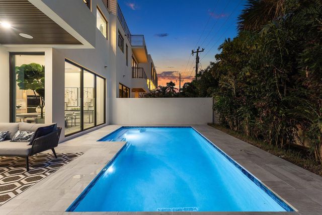 3097 Banyan Road, Boca Raton, FL 33432