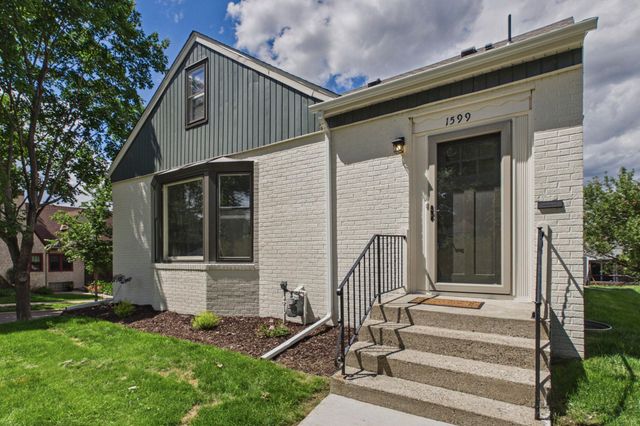 1599 Highland Parkway, Saint Paul, MN 55116