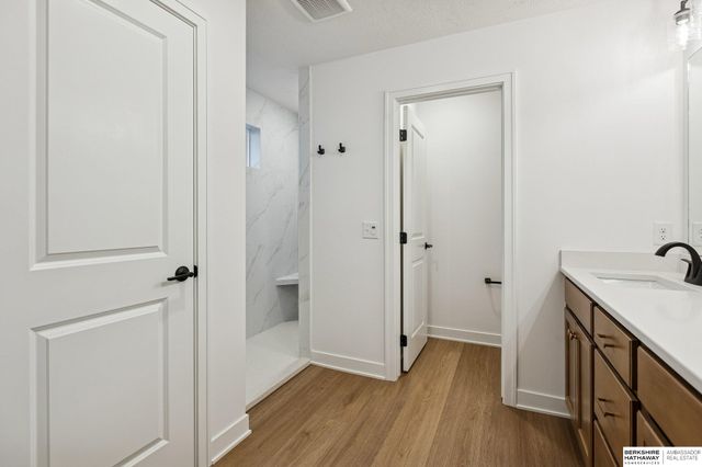 21420 Z Street, Elkhorn, NE 68022