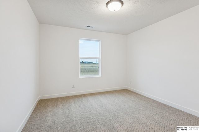 21420 Z Street, Elkhorn, NE 68022