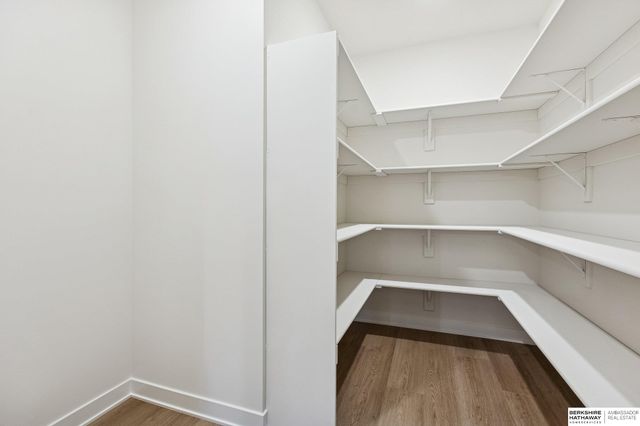 21420 Z Street, Elkhorn, NE 68022