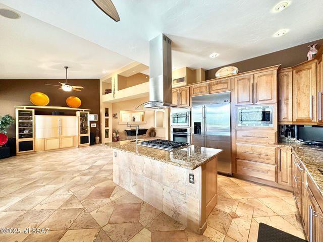 9760 E Spring Ridge Place, Tucson, AZ 85749