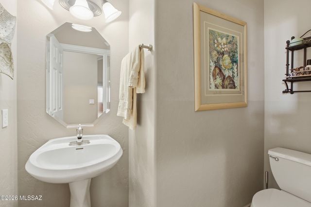 9760 E Spring Ridge Place, Tucson, AZ 85749