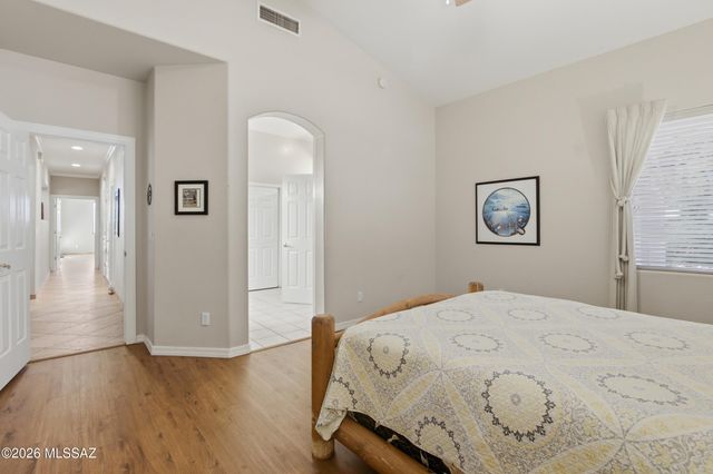 9760 E Spring Ridge Place, Tucson, AZ 85749