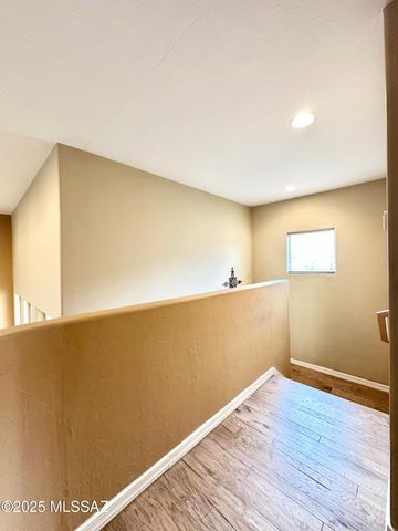 9760 E Spring Ridge Place, Tucson, AZ 85749