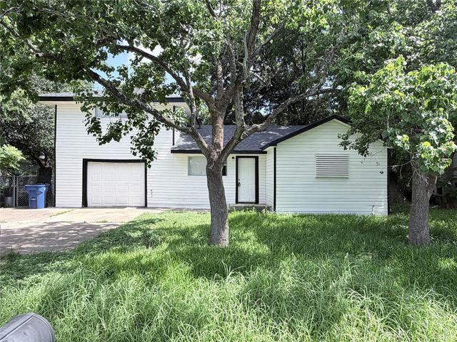2428 19th Avenue N, Texas City, TX 77590