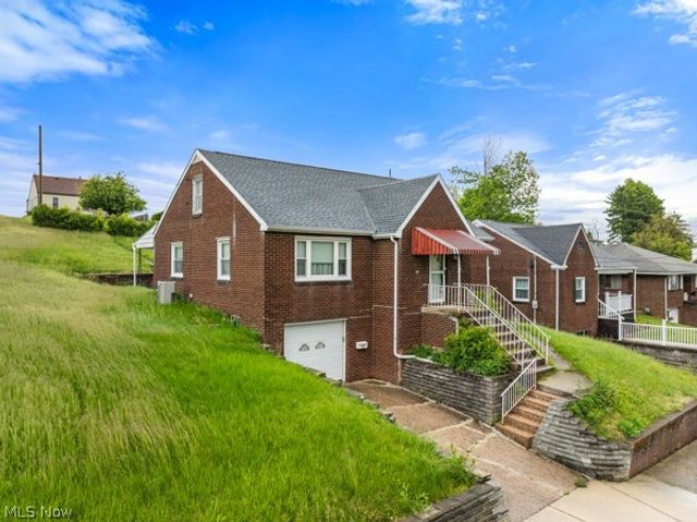 137 Oak Street, Weirton, WV 26062