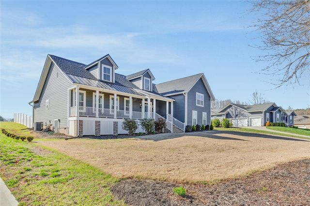 112 Lipizzaner Court, Pelzer, SC 29669