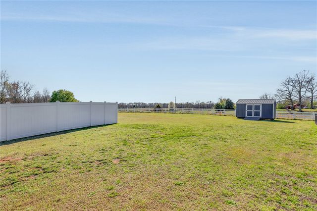 112 Lipizzaner Court, Pelzer, SC 29669