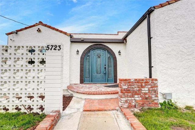 5723 Ensign, North Hollywood, CA 91601
