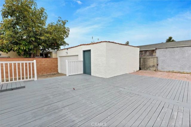 5723 Ensign, North Hollywood, CA 91601