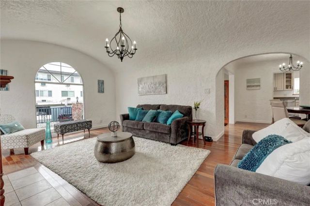 5723 Ensign, North Hollywood, CA 91601