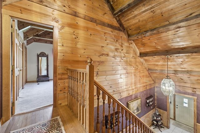22 Country Lane, Berkley, MA 02779