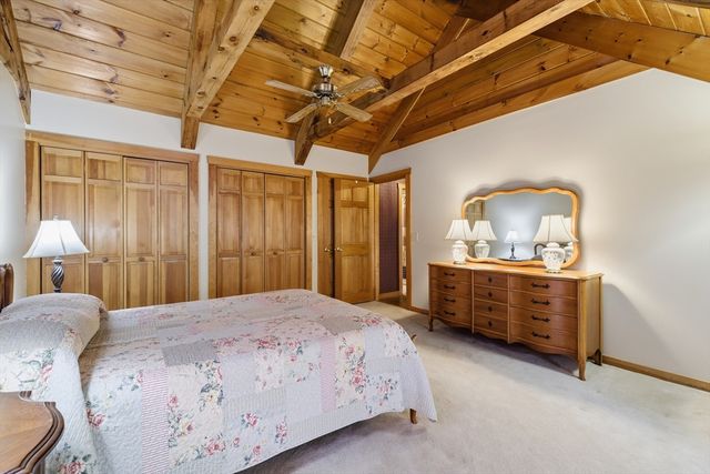 22 Country Lane, Berkley, MA 02779