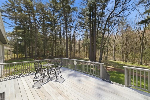 22 Country Lane, Berkley, MA 02779