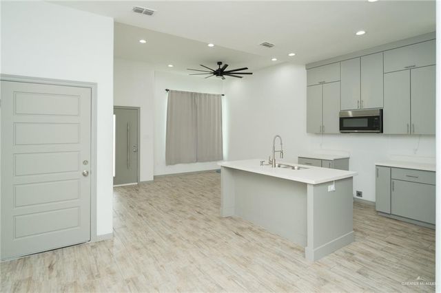 8726 Swan Lake Drive, Harlingen, TX 78552