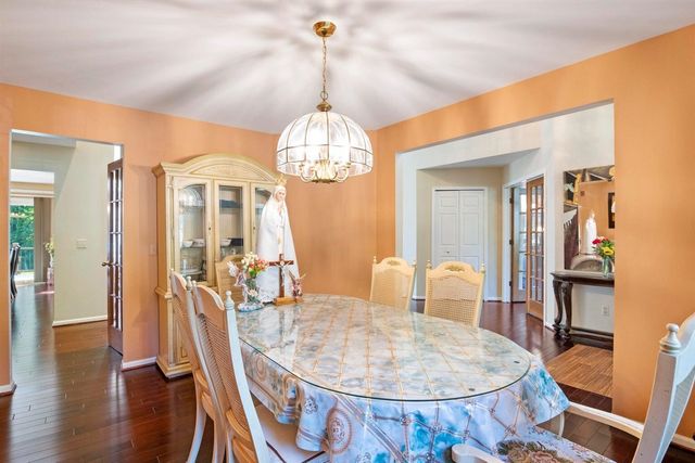 6568 Crabapple Drive, Troy, MI 48098