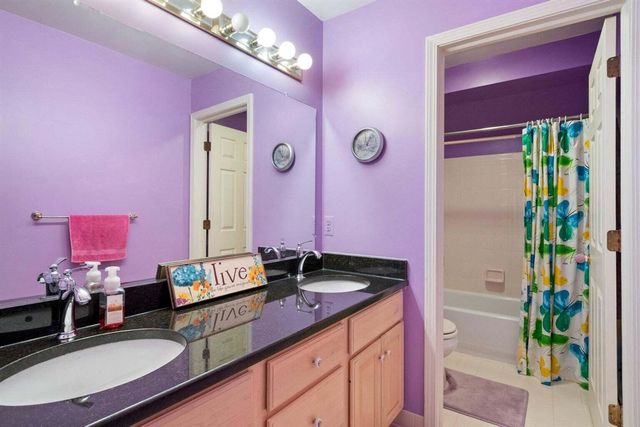 6568 Crabapple Drive, Troy, MI 48098