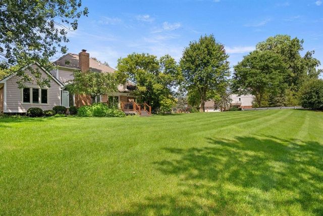 6568 Crabapple Drive, Troy, MI 48098