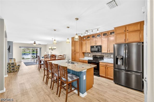 20038 Fiddlewood AVE, North Fort Myers, FL 33917