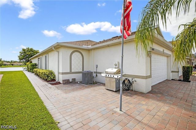 20038 Fiddlewood AVE, North Fort Myers, FL 33917