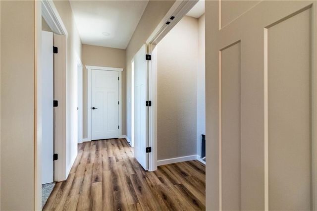 106 W Lake Shore Drive, Windsor, MO 65360