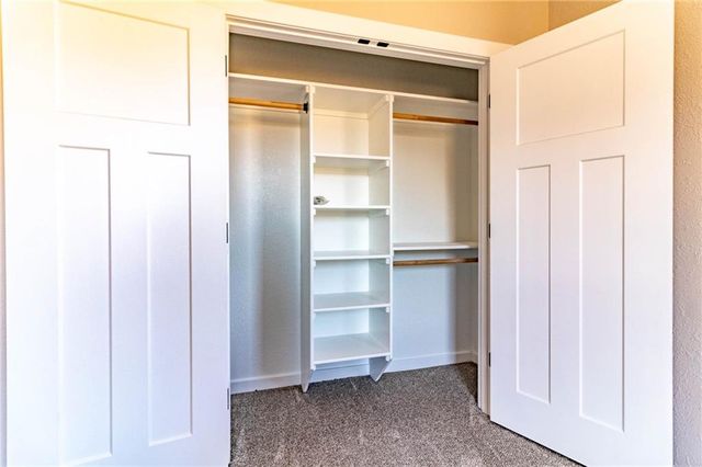 106 W Lake Shore Drive, Windsor, MO 65360