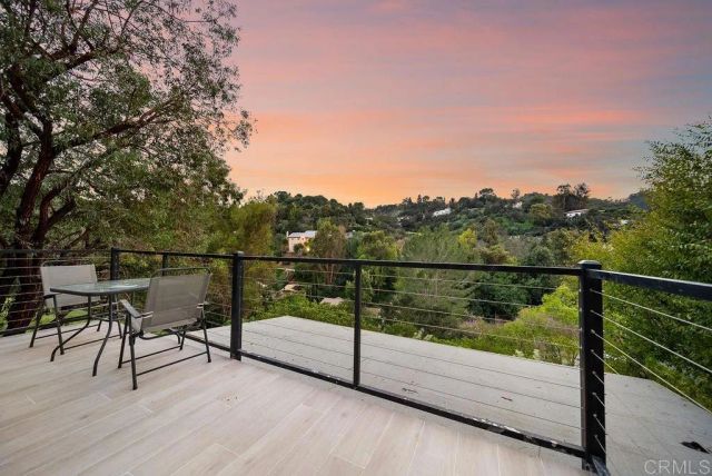 3866 Alta Mesa Drive, Studio City, CA 91604