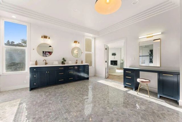 3866 Alta Mesa Drive, Studio City, CA 91604