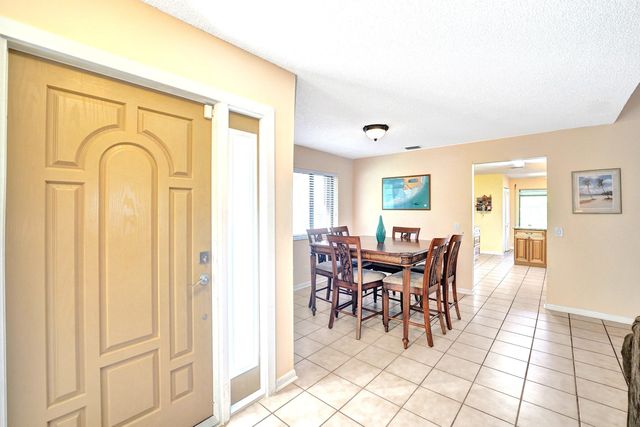 1839 NW 93rd Way, Plantation, FL 33322