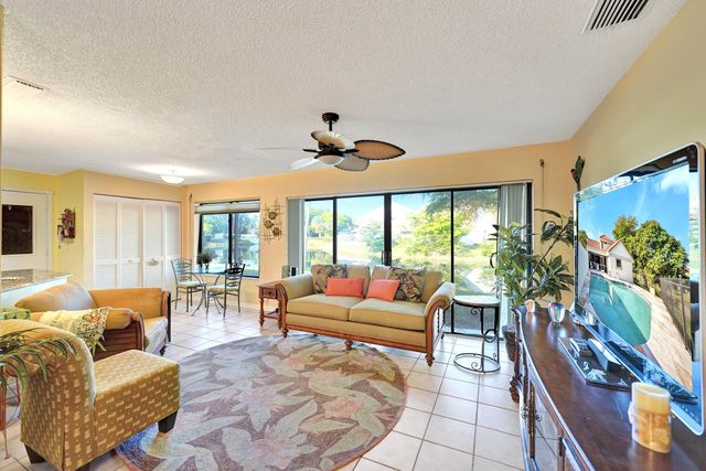 1839 NW 93rd Way, Plantation, FL 33322