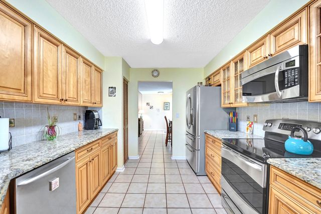 1839 NW 93rd Way, Plantation, FL 33322