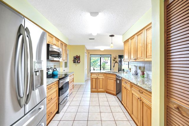 1839 NW 93rd Way, Plantation, FL 33322